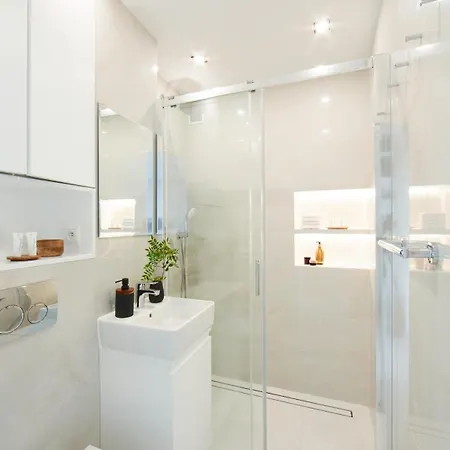 Wlr Apartments - Chmielna I Варшава Екстер'єр фото
