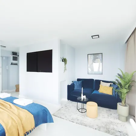 Wlr Apartments - Chmielna I Варшава Екстер'єр фото
